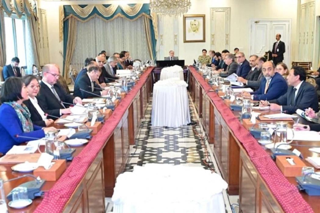 قومی اہمیت کے اہم منصوبوں کی شفافیت کے ساتھ بر وقت تکمیل ہماری ترجیح ہے،وزیر اعظم