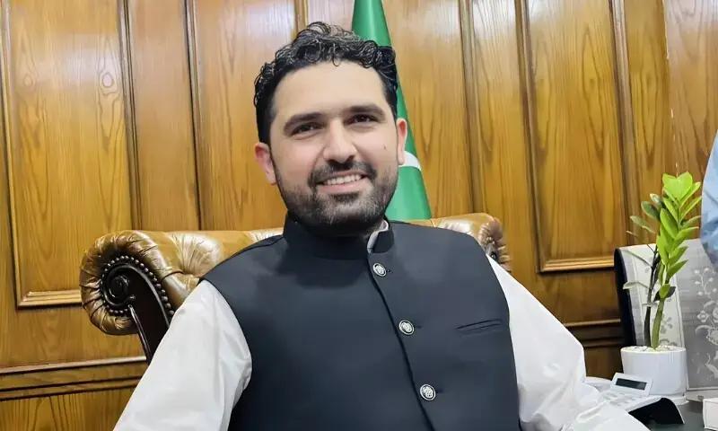 وزیراعلیٰ سہیل آفریدی کو اشتہاری قرار دینے کی کارروائی شروع، نوٹس چسپاں