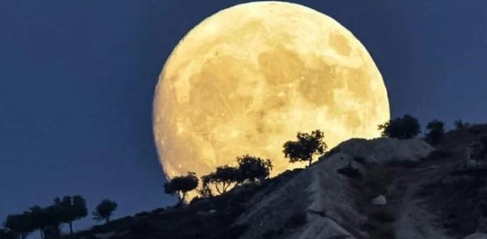 نئے سال 2026 کا پہلا سپر مون آج ہوگا،پاکستان سمیت متعدد ممالک میں دیکھا جا سکے گا