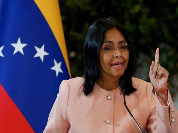وینزویلا پرامریکی حملےکے بعد، نائب صدراور وزیر دفاع کا ردعمل سامنے آگیا