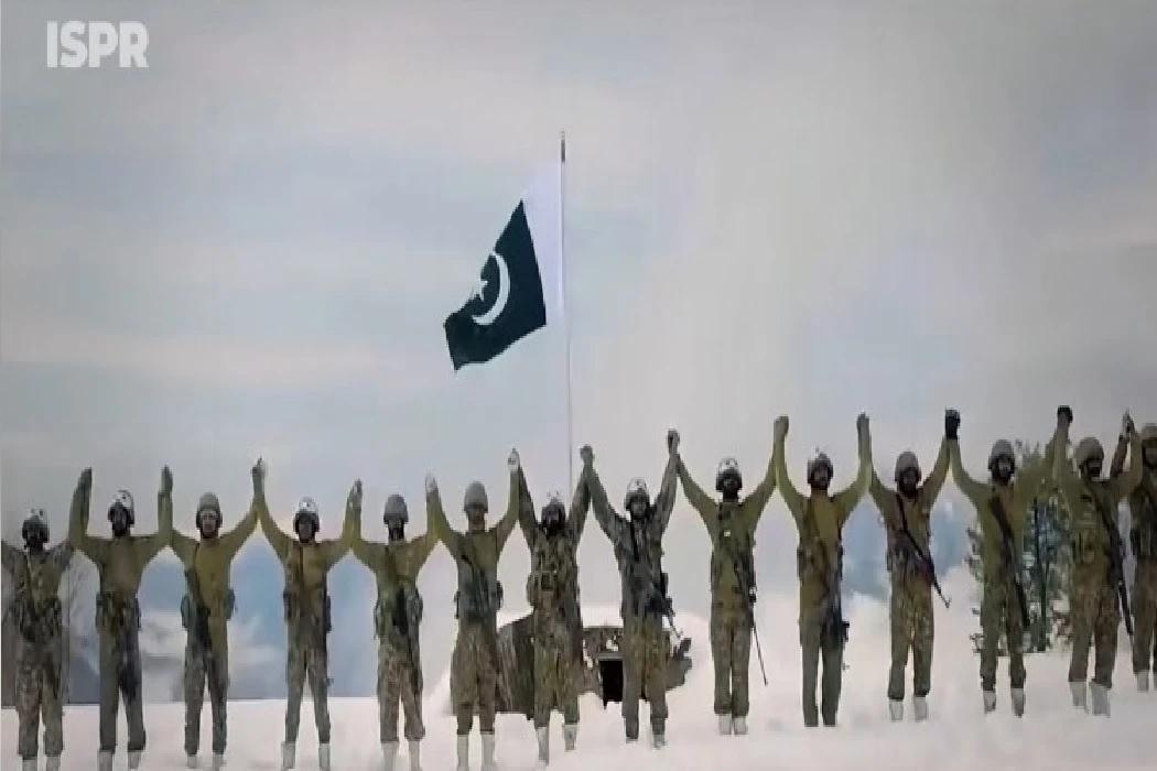 آئی ایس پی آر کی جانب سے افواجِ پاکستان کی عظیم قربانیوں کو خراجِ تحسین پیش کرنے کیلئے شاندار نغمہ ریلیز
