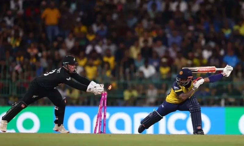 سپر ایٹ : نیوزی لینڈ نے سری لنکا کو باآسانی 61 رنز سے شکست دے کر ٹورنامنٹ سے باہر کر دیا