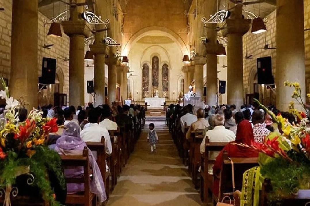 پاکستان سمیت دنیا بھر کی مسیحی برادری آج ایسٹر کا تہوار مذہبی جوش و خروش سے منا رہی ہے