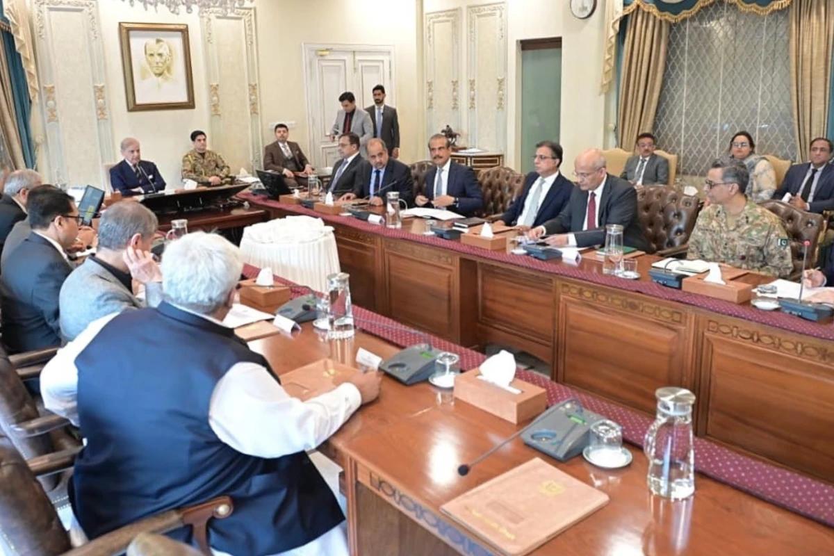 توانائی بچت اورکفایت اشعاری اقدمات کے تحت ملک بھر میں بازار رات 8 بجے بند کرنے کا فیصلہ