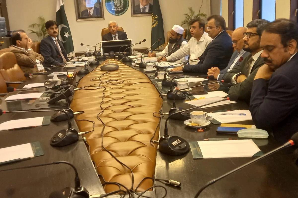 حکومت سستی اور وافر مقدار میں کھاد کی فراہمی کو یقینی بنانے کے لیے پرعزم ہے ، رانا تنویر