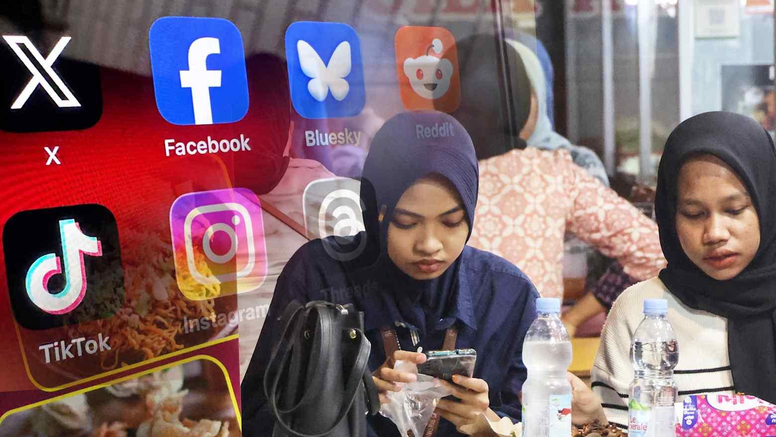 ملائیشیا،16 سال سے کم عمر بچوں کے لیے سوشل میڈیا اکاؤنٹس پر پابندی