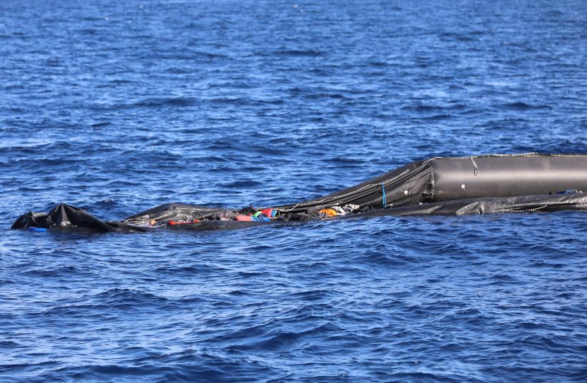 More than 500 feared dead after boats carrying refugees sink off Myanmar, says UN