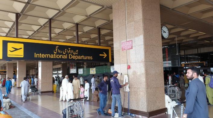 لاہور: مبینہ اجتماعی زیادتی کی شکار لڑکی کا وطن واپسی سے انکار