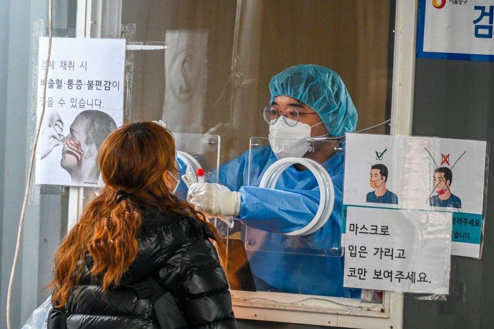 South Korea COVID-19 cases skyrocket; PM urges calm