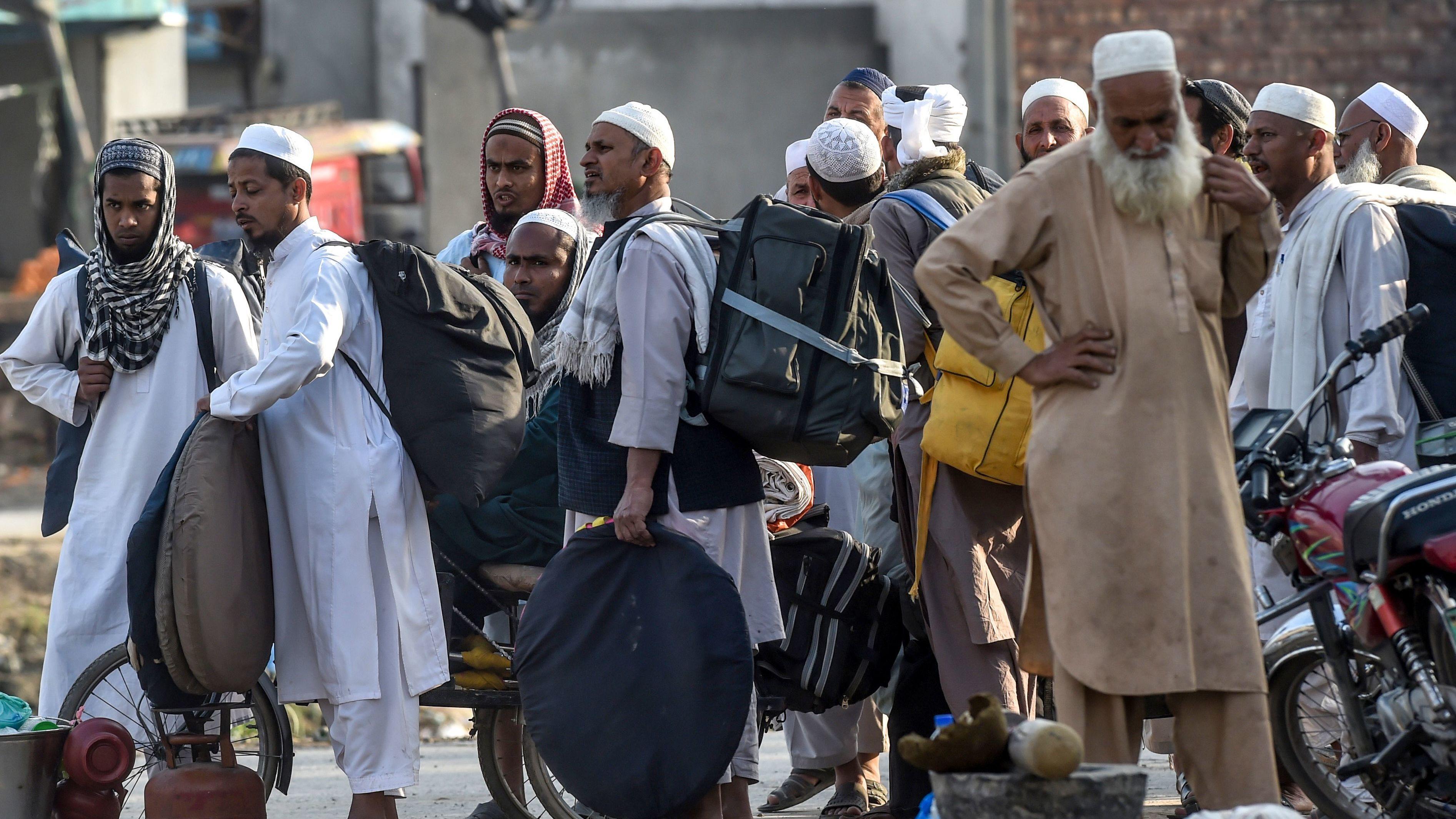 Pakistan records 483 new COVID cases, 2 deaths