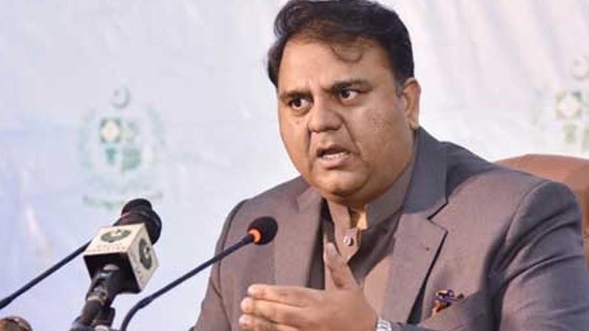 خیبر پختونخواپر اسمبلی کی بریفنگ اور صوبے کی سب سے بڑی اور حکمران جماعت شامل ہی نہیں:فواد چودھری