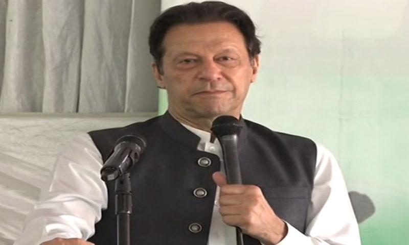 بس چائے کے ساتھ روٹی کھانے پر ایف آئی آر رہ گئی، عمران خان