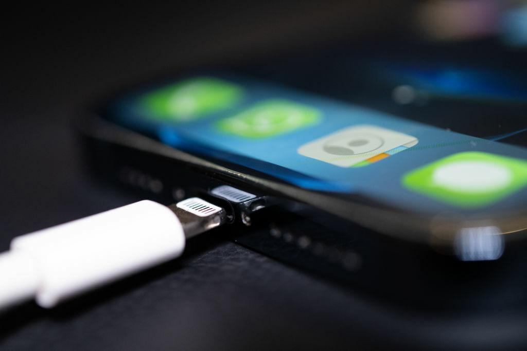 ‘One for all’; EU demands universal phone charger, including Apple