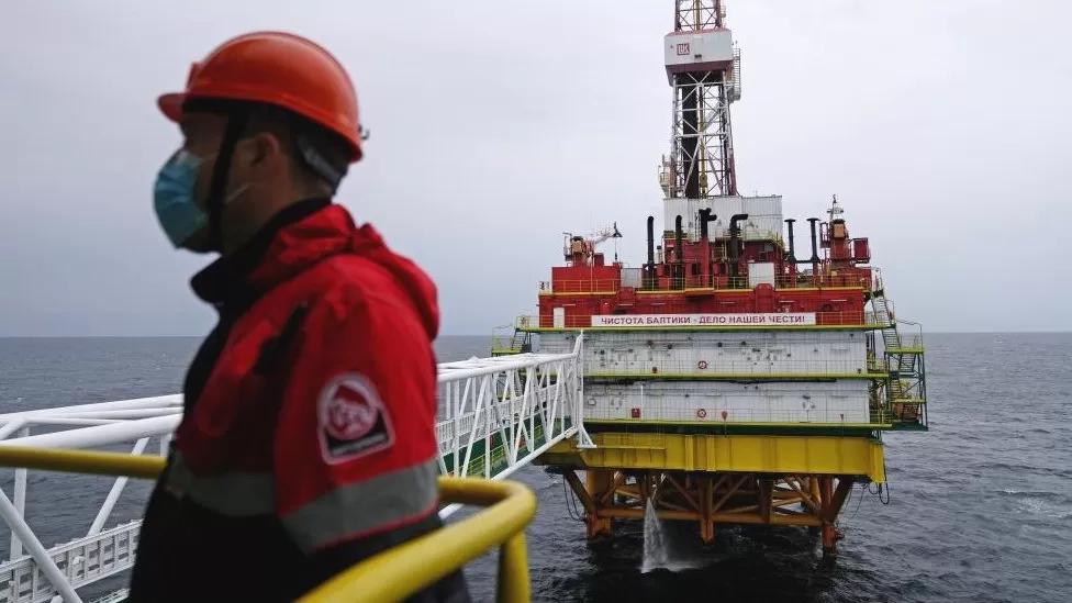 G7 coalition agrees $60 per barrel price cap for Russian oil