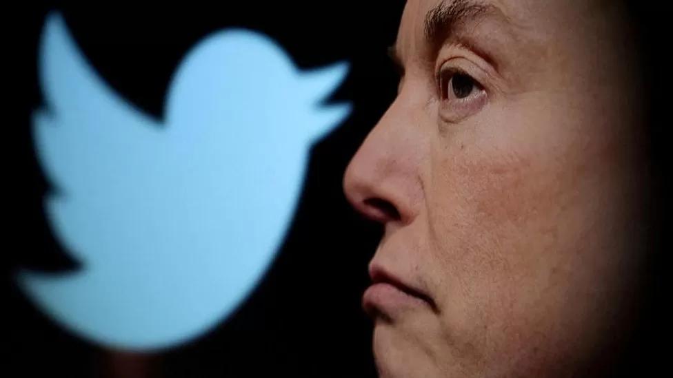 Musk restores banned journalists' accounts