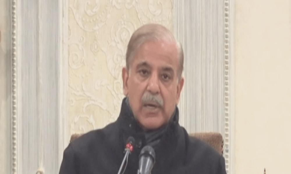 وزیراعظم کا وفاقی سرکاری عمارات و دفاترکو شمسی توانائی پرمنتقل کرنے کا اعلان