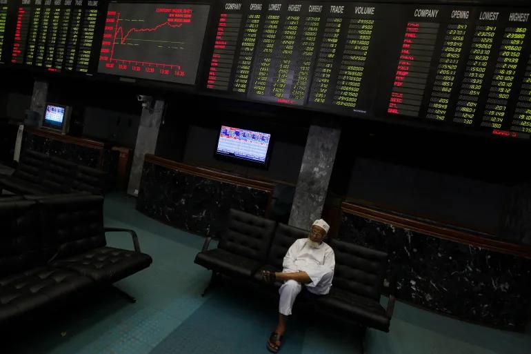 Pakistan foreign exchange reserves drop to lowest since 2014