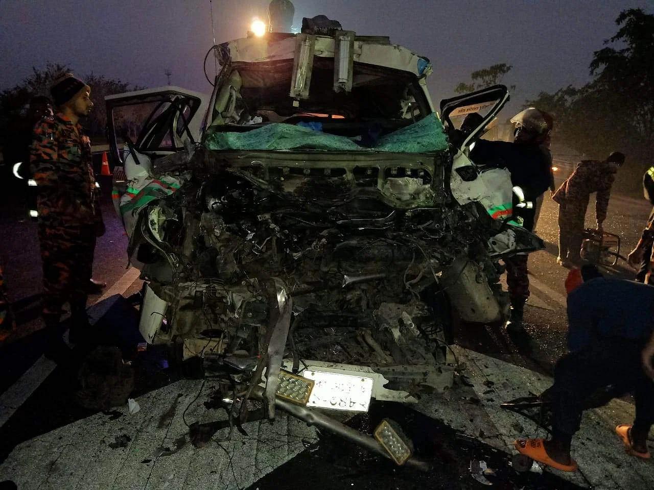 Patient among six killed in ambulance-truck crash in Bangladesh