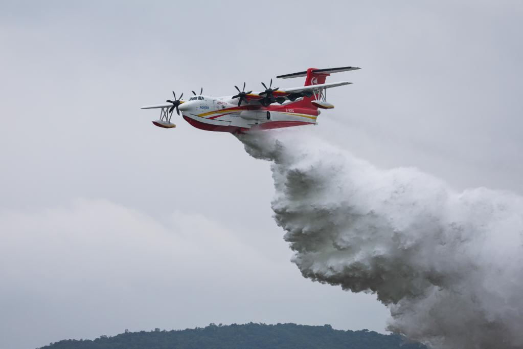 China puts all four prototypes of AG600M amphibious aircraft into flight test