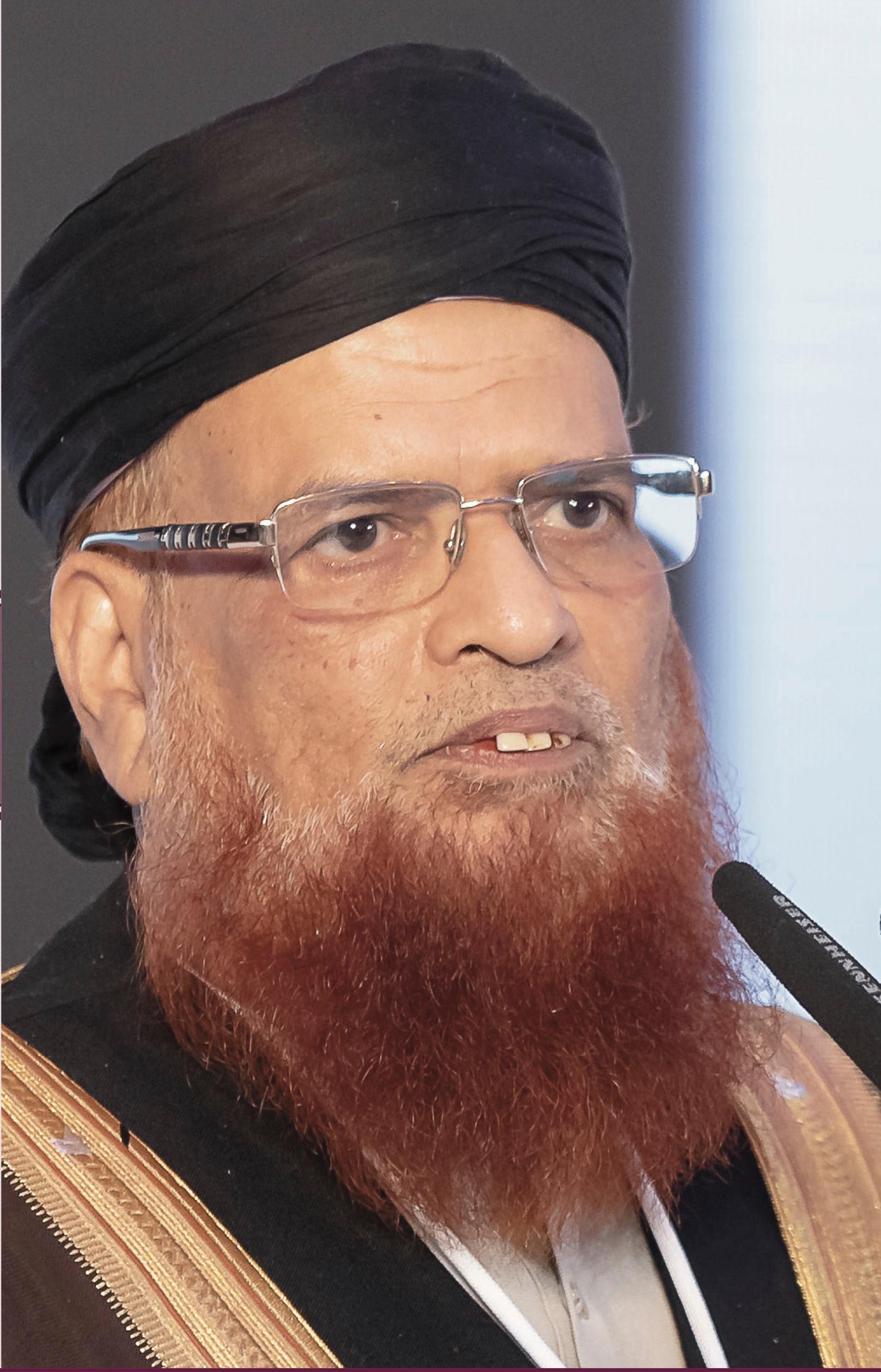 مفتی تقی عثمانی کاسیاستدانوں اور دیگر اداروں کو مل بیٹھ کر مسائل کا حل نکالنے کا مشورہ