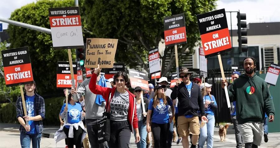 ہڑتال: ہالی ووڈ اداکاروں نے تاریخی واک آؤٹ کا اعلان کر دیا