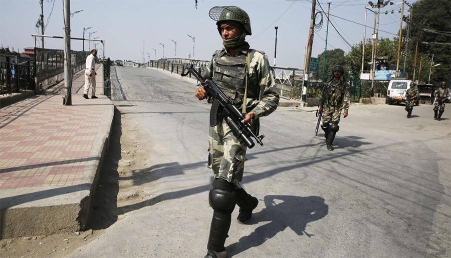 بھارتی فوجیوں نے پونچھ کے علاقے سرنکوٹ میں مزید 4 کشمیری نوجوانوں کو شہید کر دیا