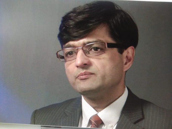 ایکسپورٹرز معیشت کیلئے ریڑھ کی ہڈی کی حیثیت رکھتے ہیں،ڈاکٹر عنایت حسین