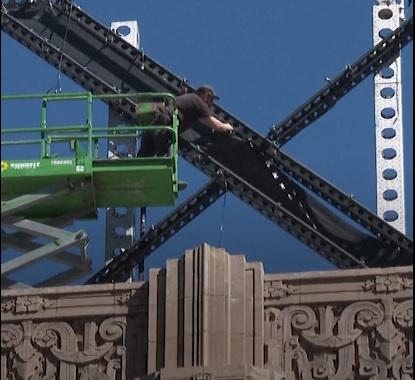 ٹوئٹر ہیڈکوارٹر کی عمارت سے نیلی چڑیا ہٹا کر ایکس کے نشان کو نصب کر دیا گیا