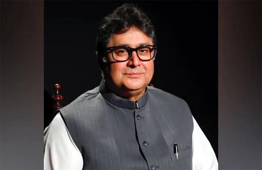 پی آئی اے کی نجکاری کیلئے تمام قانونی تقاضے پورے کرلئے گئے ہیں:فواد