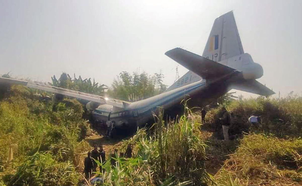 People killed after small private plane crashes in Canada