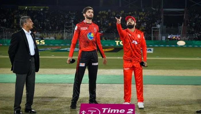 پی ایس ایل9، یونائیٹڈ کا قلندرز کے خلاف ٹاس جیت کر فیلڈنگ کا فیصلہ