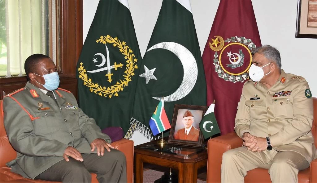 South African National Defence Forces Chief meets COAS Bajwa, CJCSC Raza