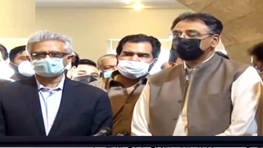 Govt to inoculate 10,000 people/day in Islamabad
