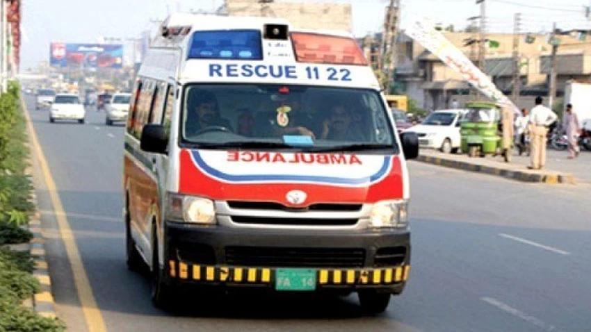 Four killed, 21 injured as bus overturns near Okara