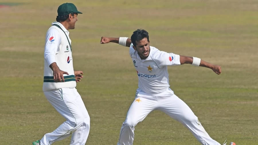 Pakistan hope for big lead against Zimbabwe in first innings