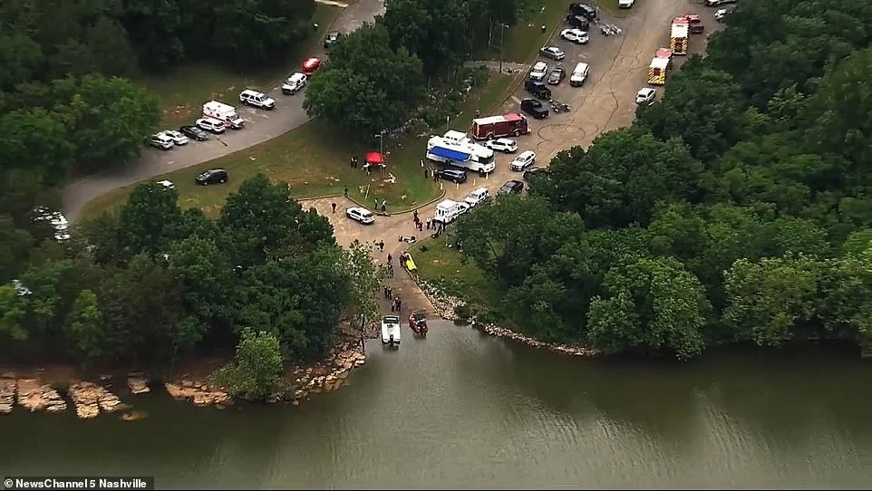 Small plane crashes into Tennessee Lake: seven presumed dead