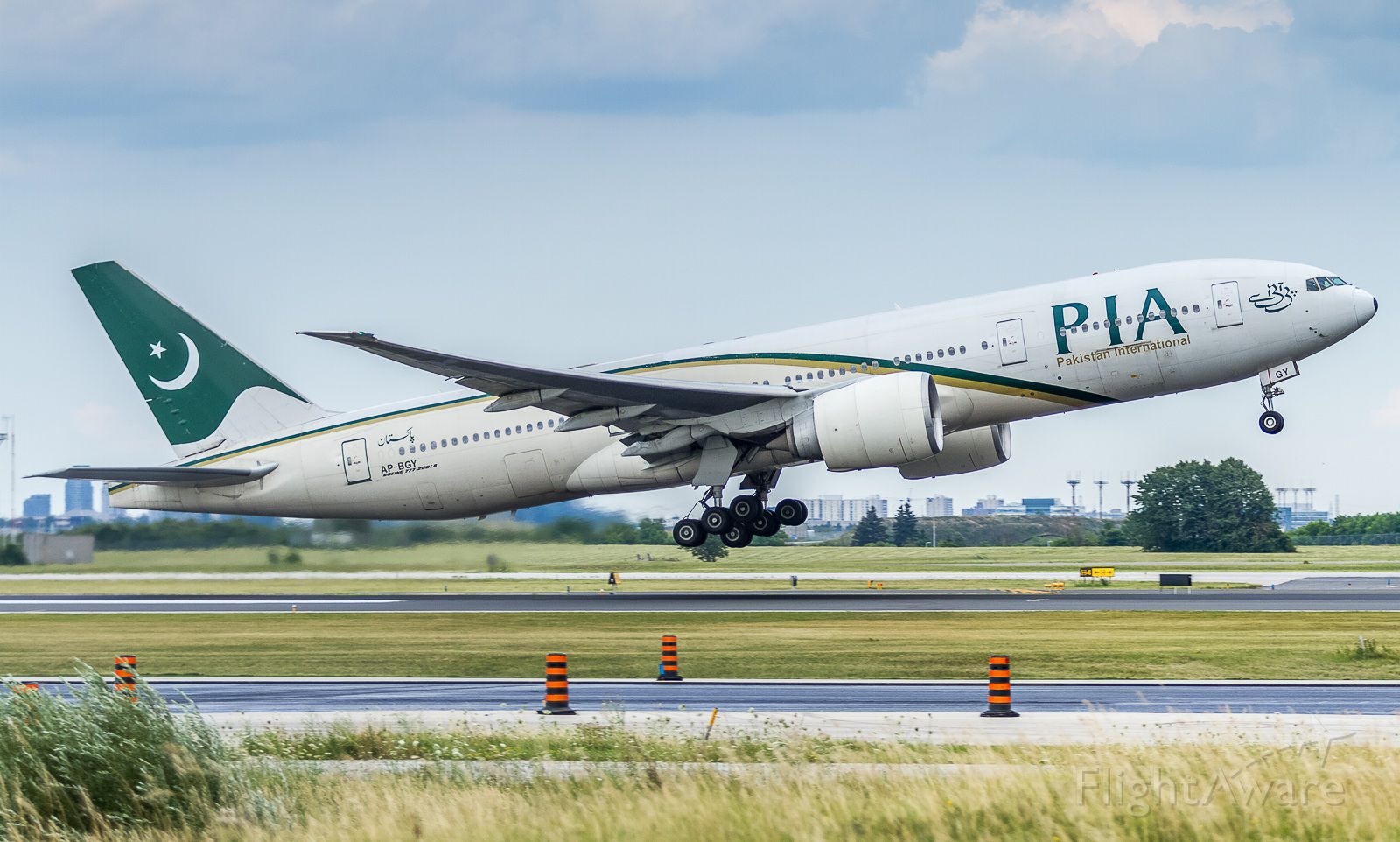 More embarrassment for PIA as two crew members slip away in Toronto