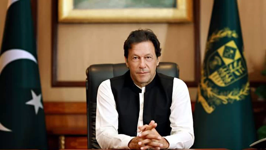 Interact with PM: Imran Khan to respond public queries on phone at 11:00 am today