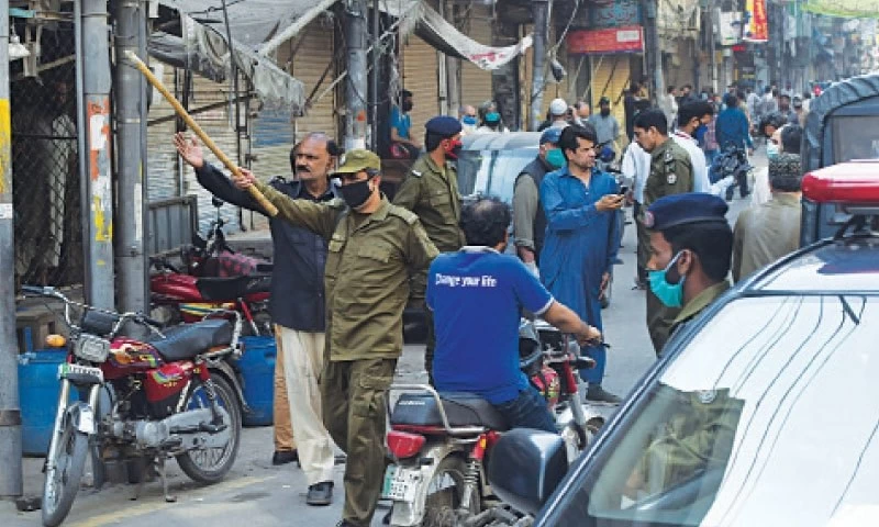 Traders among hundreds fined for SOP violation in Multan