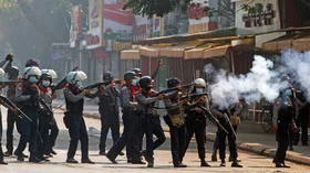 Reports of fatalities as police continues crackdown on Myanmar protestors