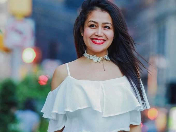 Neha Kakkar shares heartwarming note as she hits 60 million Instagram followers