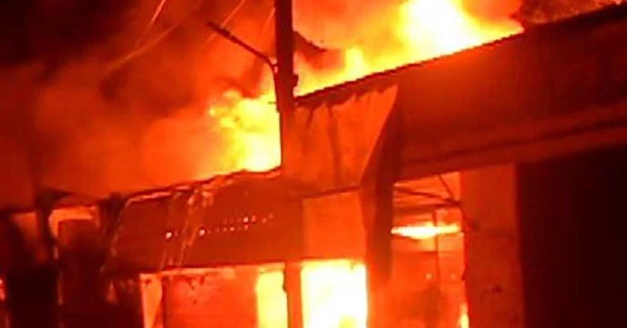 Two minor sisters die in Gujranwala house fire