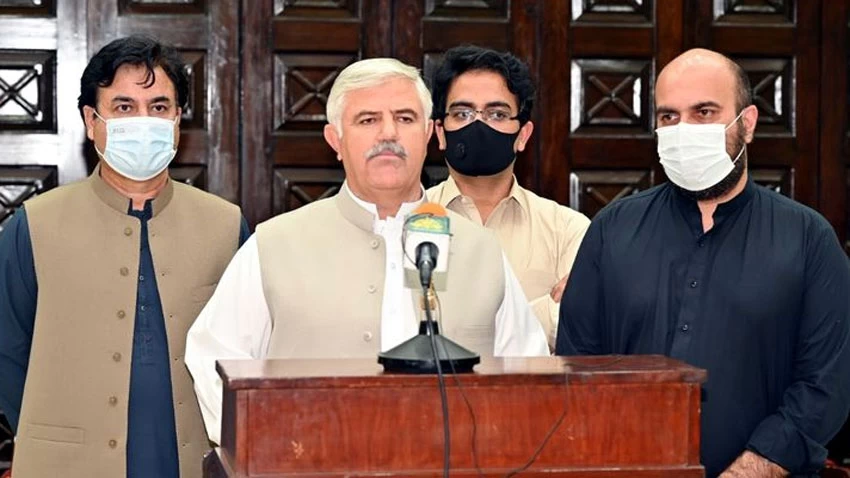 KP CM announces 25% increase in salaries of government employees