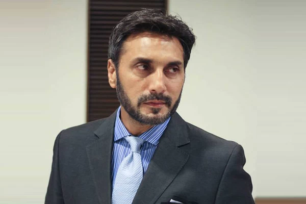 Renowned Actor Adnan Siddique tests positive for coronavirus