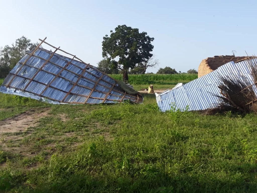 Windstorm kills 10in Gambia, displaces hundreds