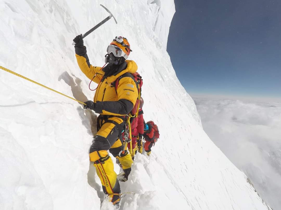 Pakistani climbers on cusp of K2 battle harsh weather