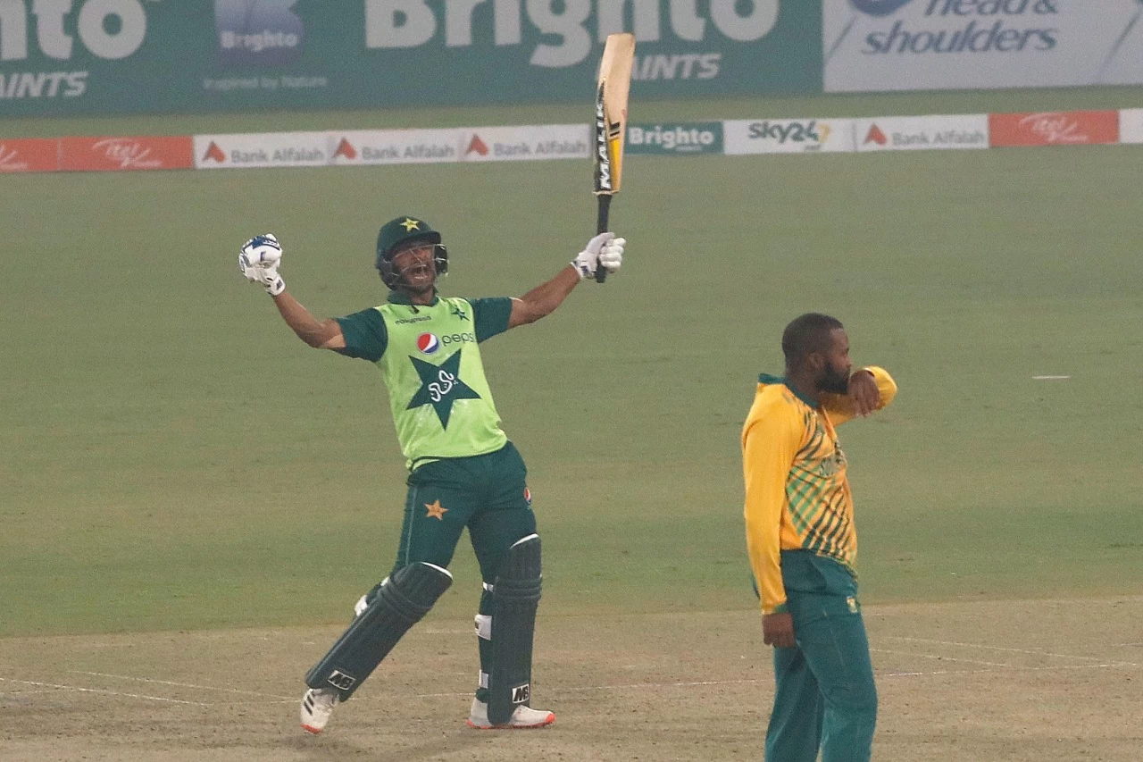 PAKvsSA Third T20i: Pakistan beat SA by 4 wickets