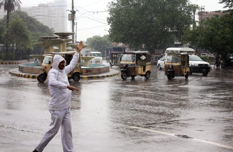 Monsoon: Relief for heat-stricken people as heavy rain batters Lahore, Karachi