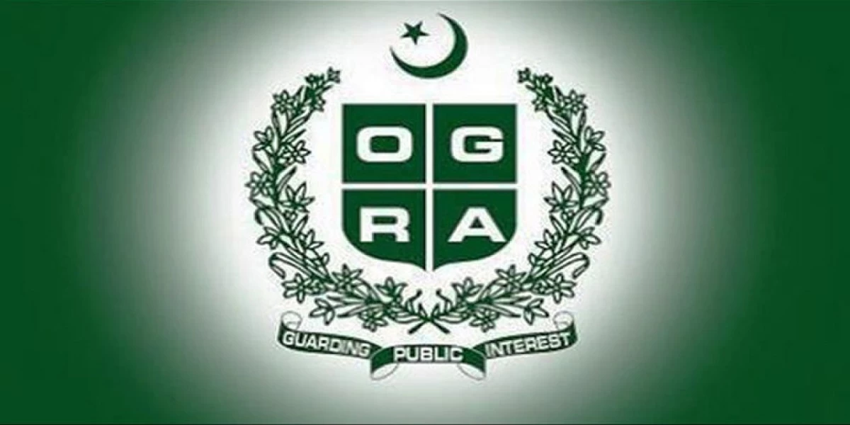 OGRA recommends rise in petrol price
