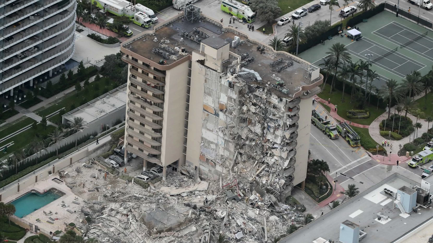 Many feared dead, over 100 missing as 12-storey building collapses in Florida